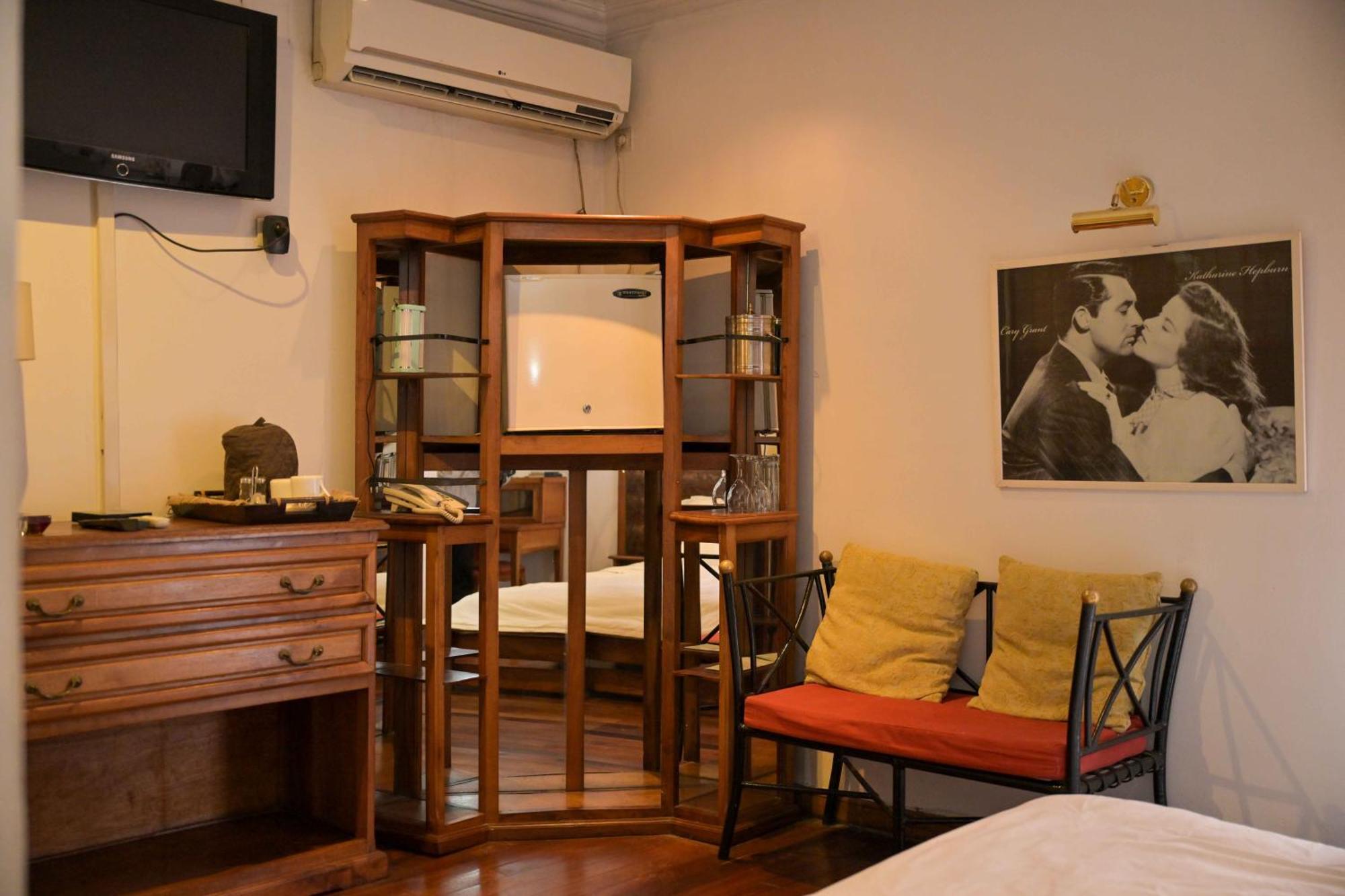 Hotel Brajas Антананариву Екстериор снимка