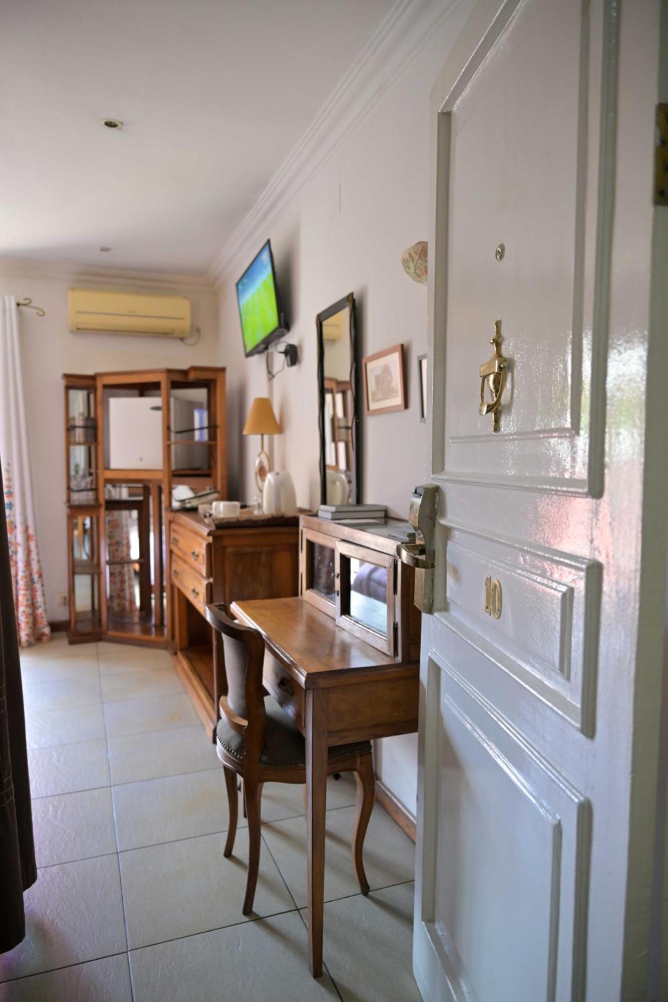 Hotel Brajas Антананариву Екстериор снимка